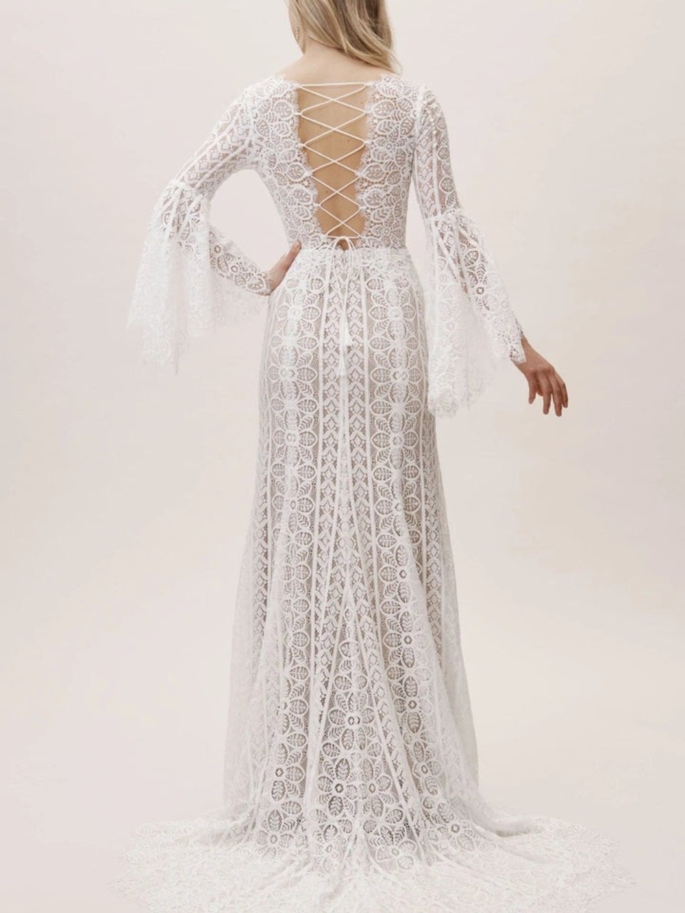New with tags, boho lace wedding dress - Picture 12 of 15